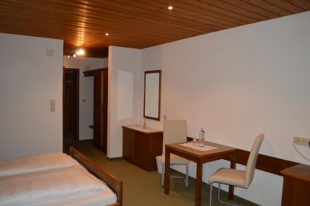 Gasthaus Glockle Apartment Damuels Luaran gambar